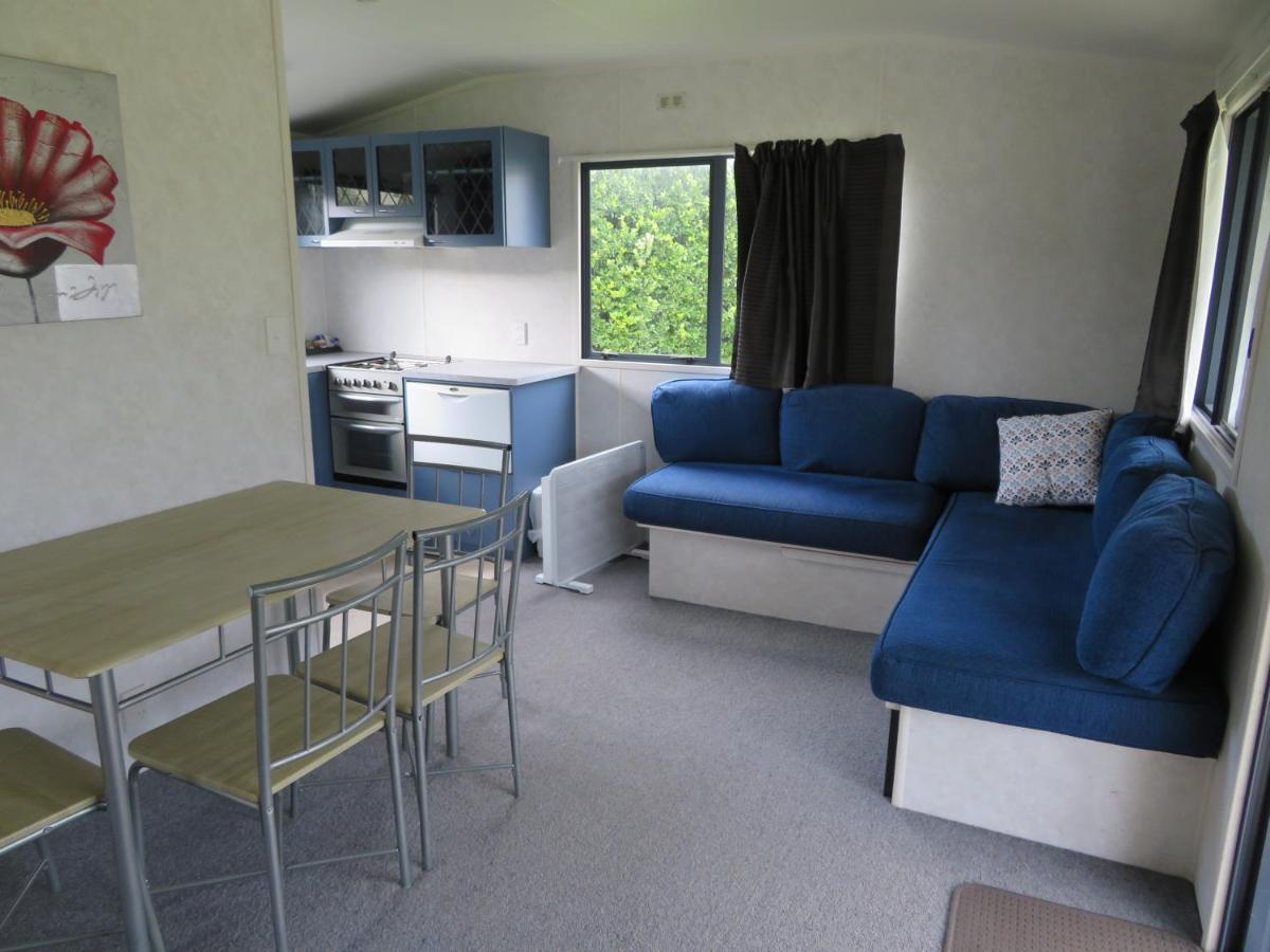 Whanganui Seaside Holiday Park ภายนอก รูปภาพ